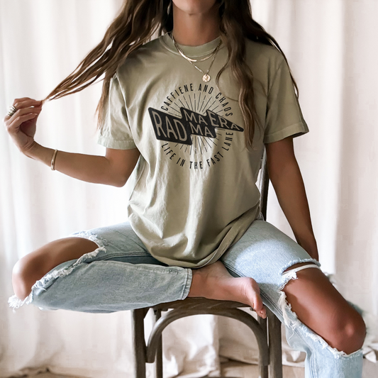 Rad Mom Era Tee